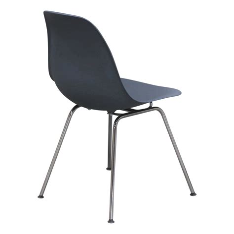 herman miller eames chair fake|eames molded plastic chair knock off.